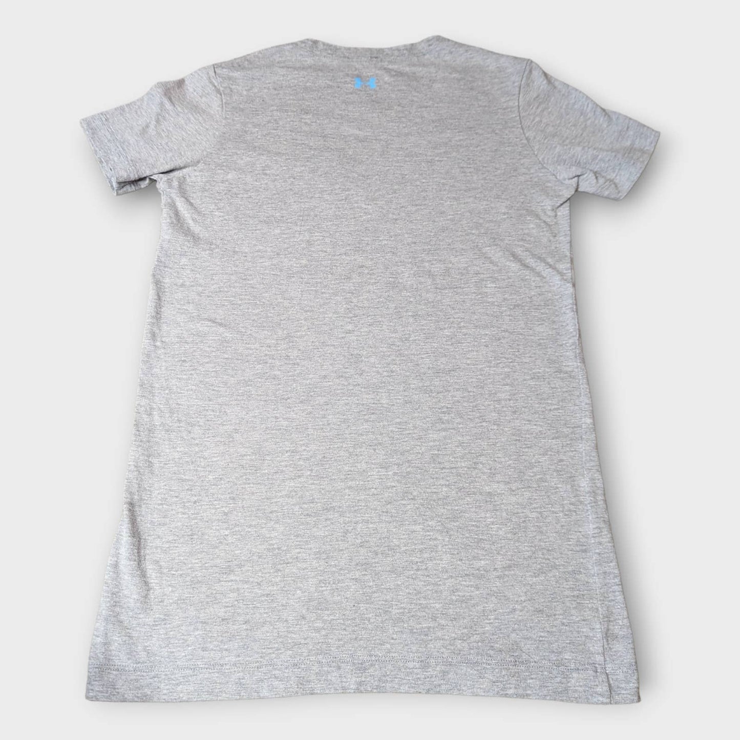 UNDER ARMOUR Gray Heat Gear Chase Boys Pass 'em XS