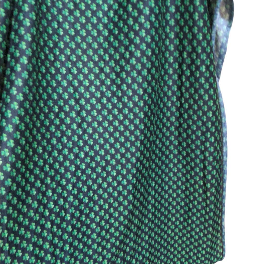 ST. PATRICK'S DAY Black Green Shamrock Infinity Scarf