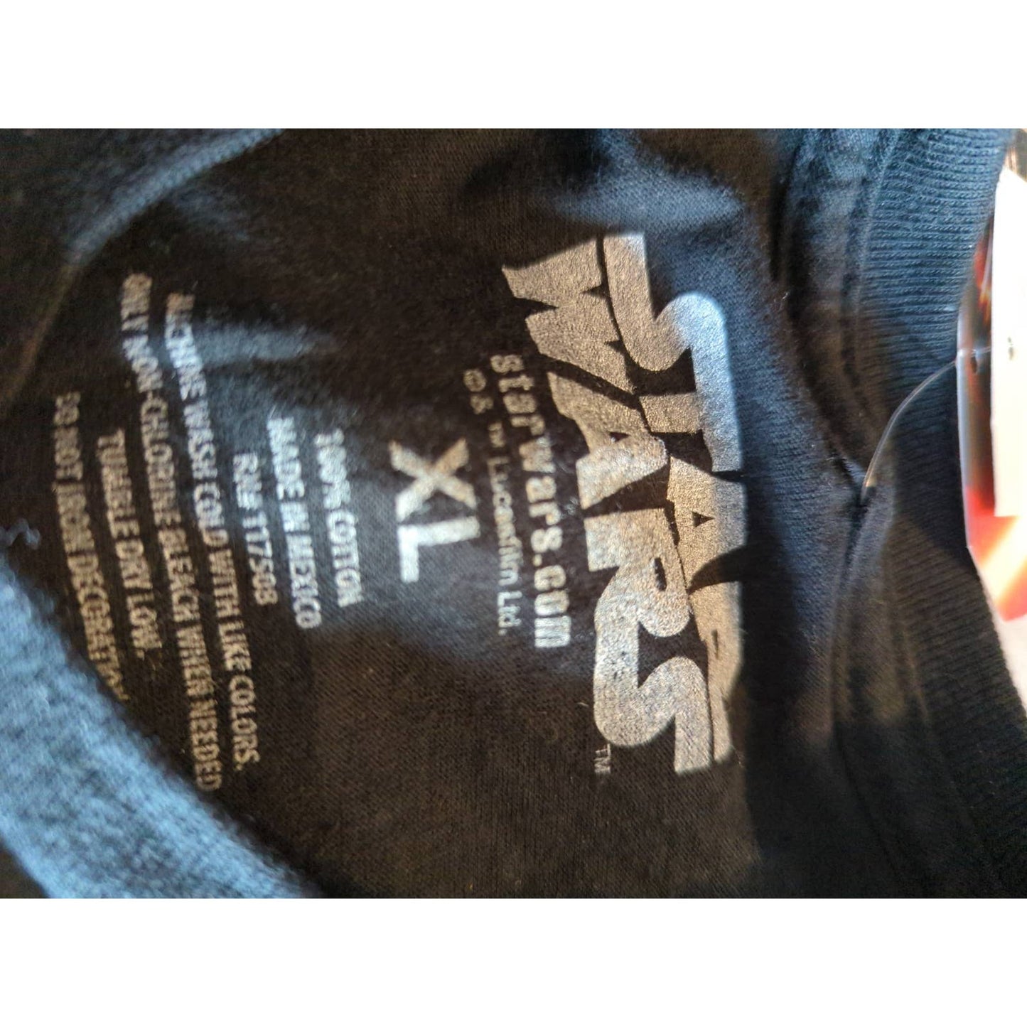 STAR WARS Black Stormtrooper Crowd Tee NEW XLarge