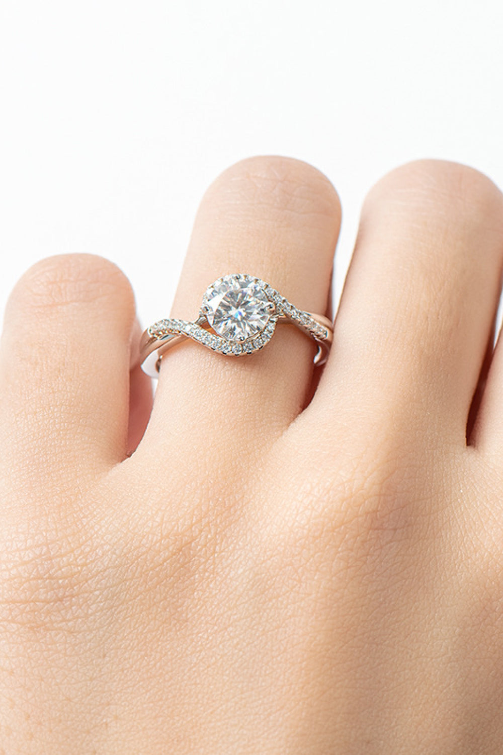 Stunning 1 Carat Moissanite Crisscross Sterling Silver Ring