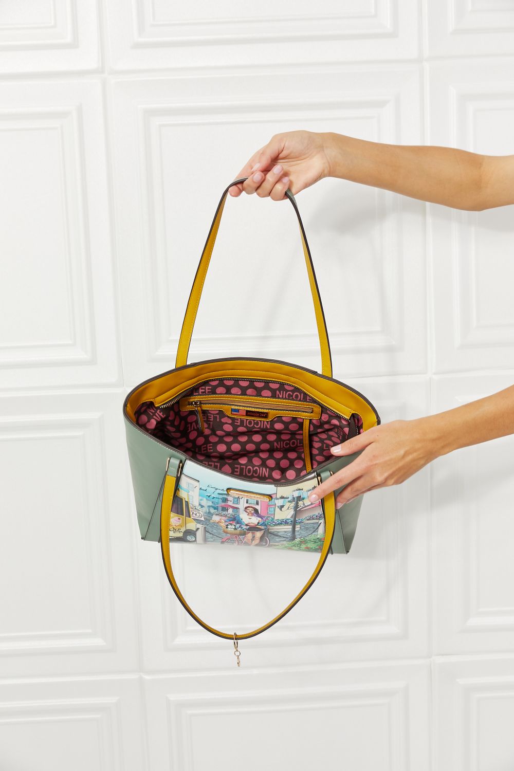 Nicole Lee USA Around The World Handbag Set of Three