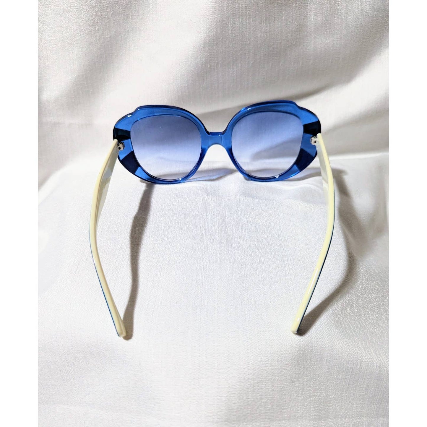 Mimi Blue Retro Vintage Style Butterfly Sunglasses with Blue Lenses UV Protection