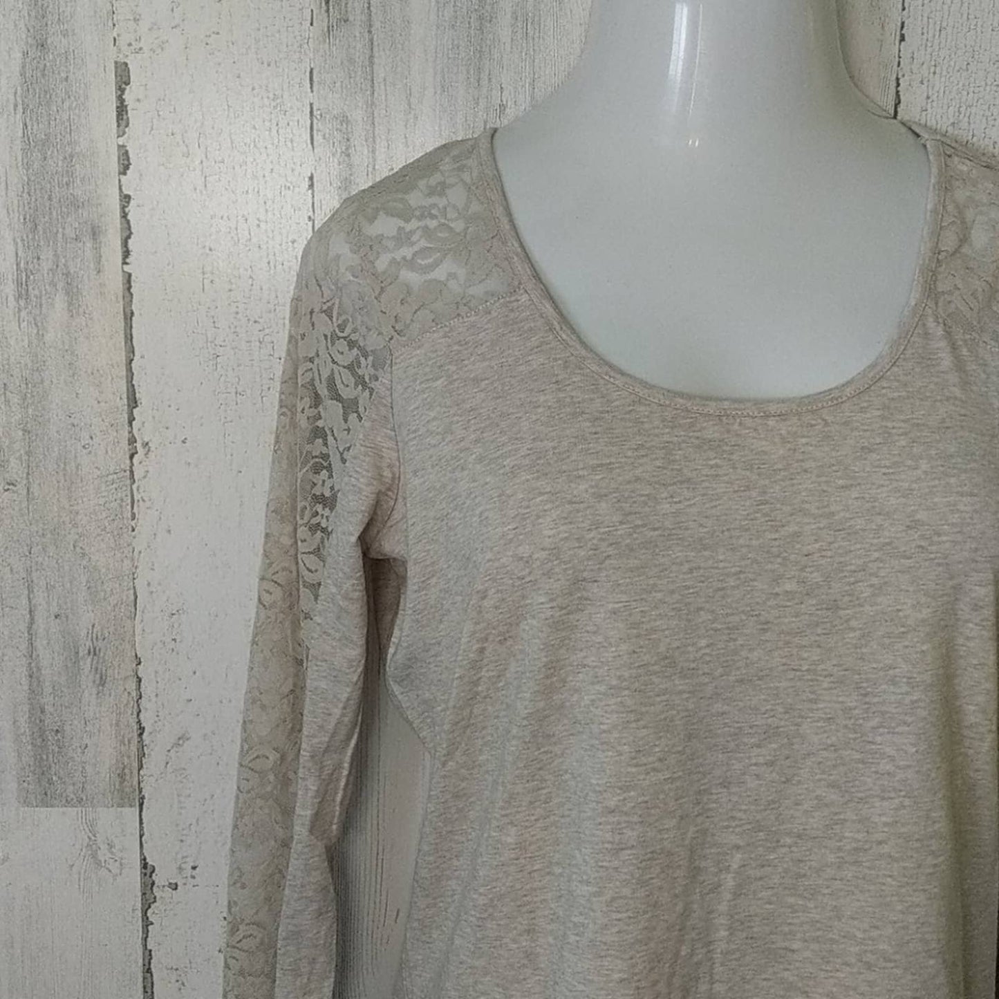 AMBIANCE Tan Heathered Top Lace Shoulders 2X NEW