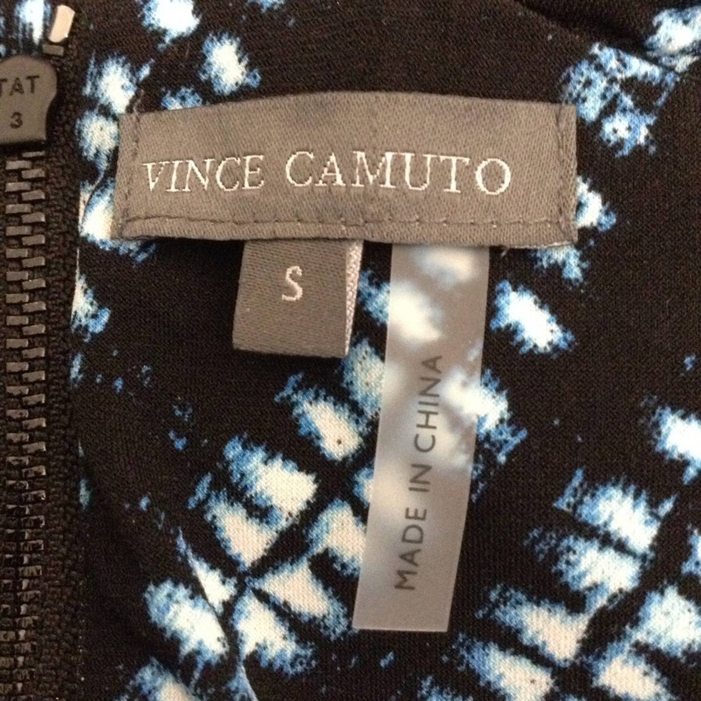 VINCE CAMUTO Tropical Rain Black Sleeveless Top Small