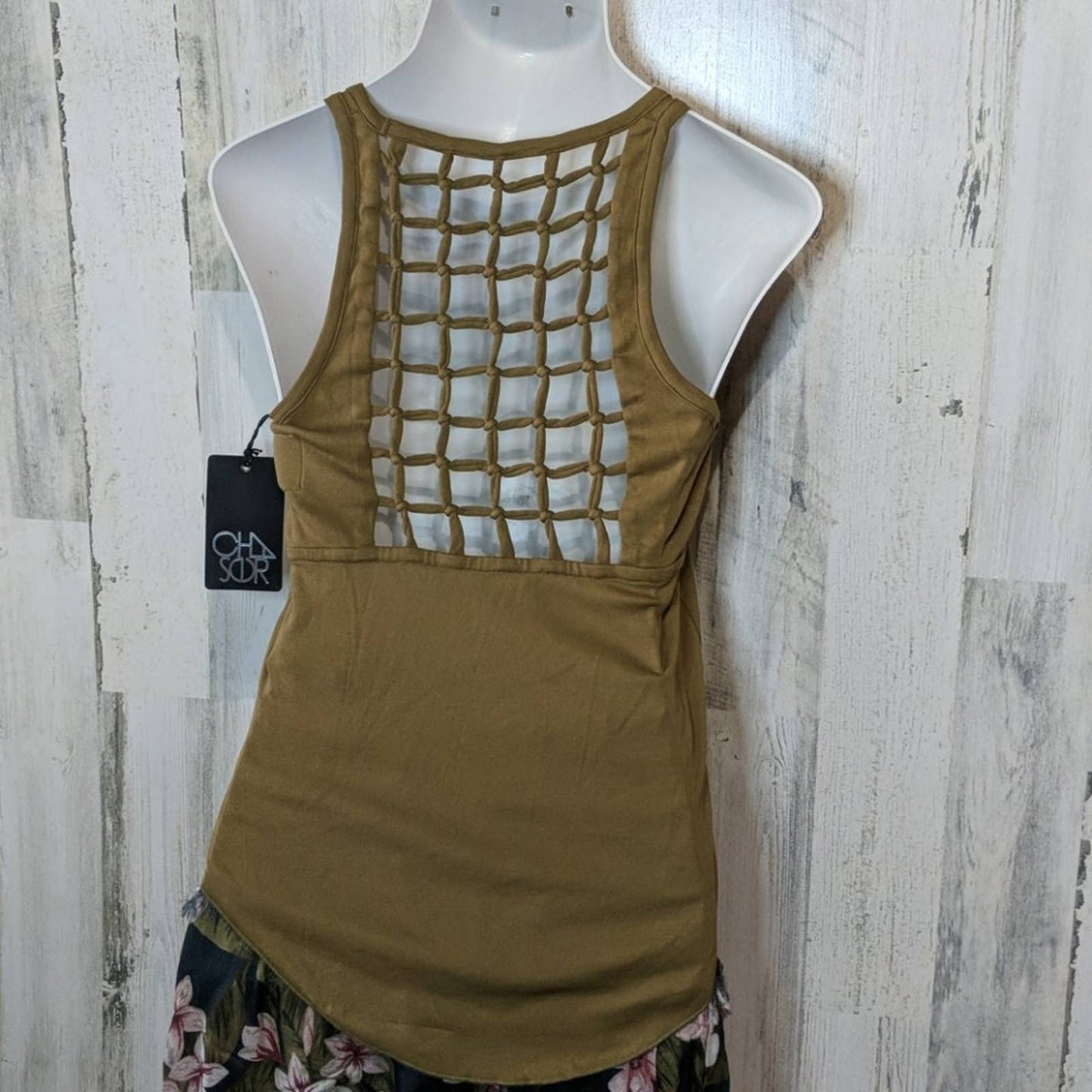 CHASER Olive Green Lattice Open Back Tank Medium