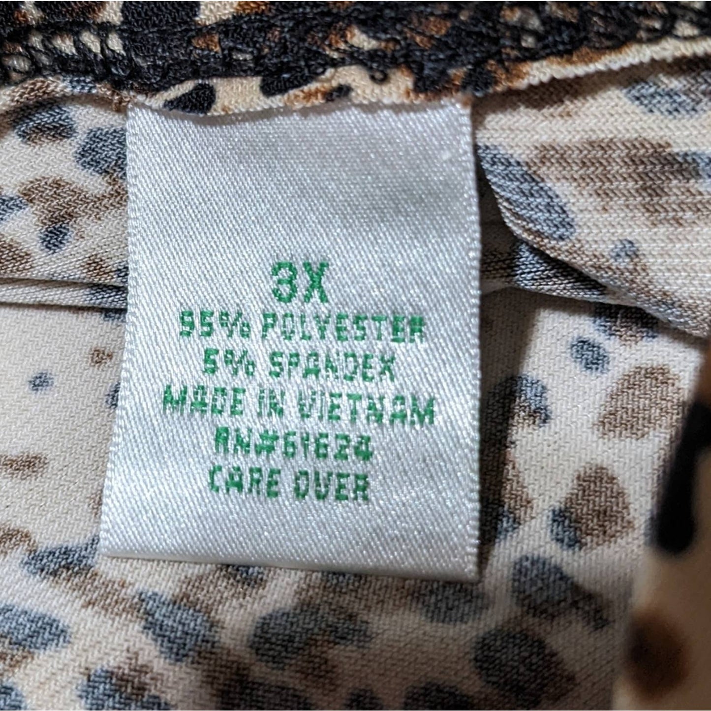 LAURA ASHLEY Tan Brown Leopard Cheetah Print Faux Wrap Career Top Plus 3X NEW