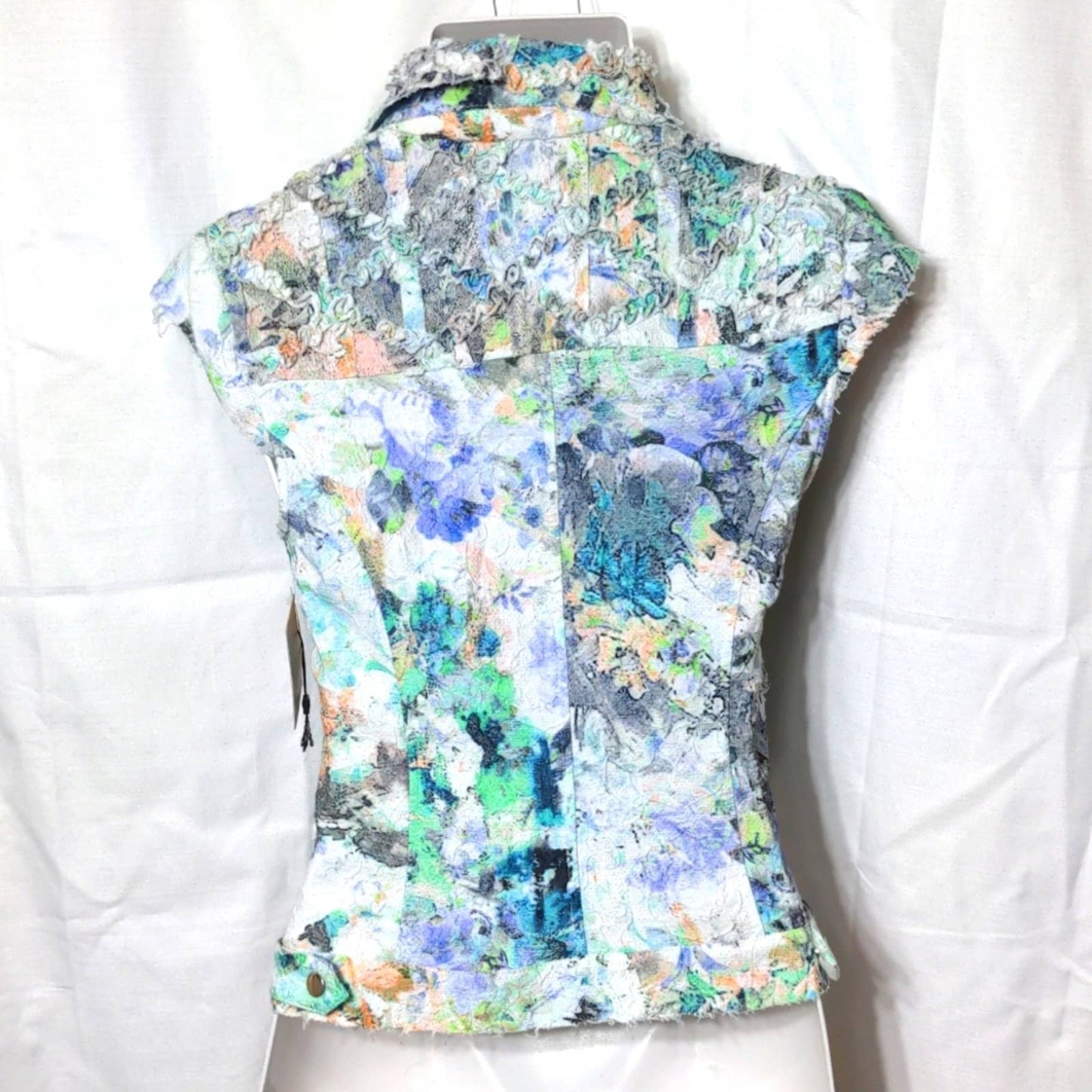ALBERTO MAKALI Watercolor Sleeveless Vest Size 6