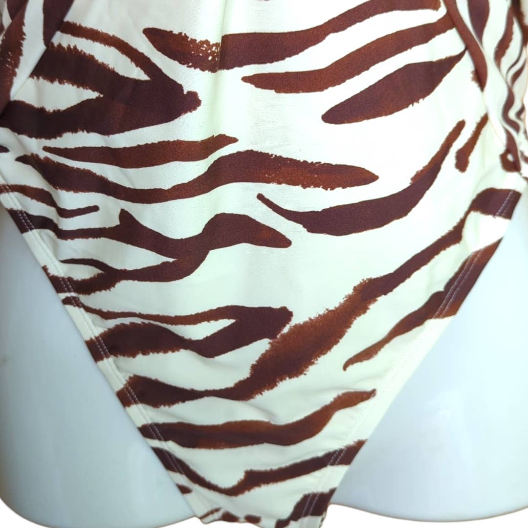 CUPSHE Brown Cream Zebra Striped Swimsuit Summer Vacation 1X Plus NEW