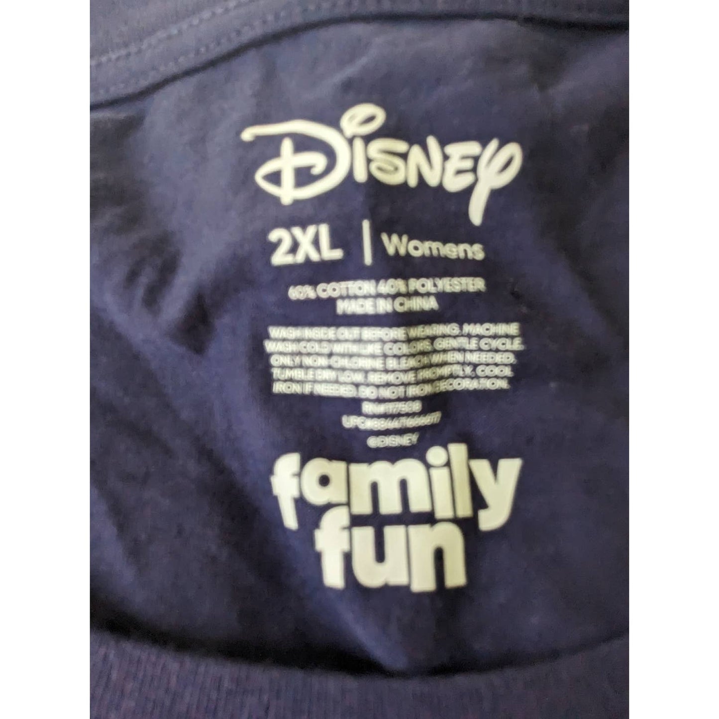 DISNEY Family Fun Navy Blue Minnie Mouse Pink Bow Tee 2X NEW