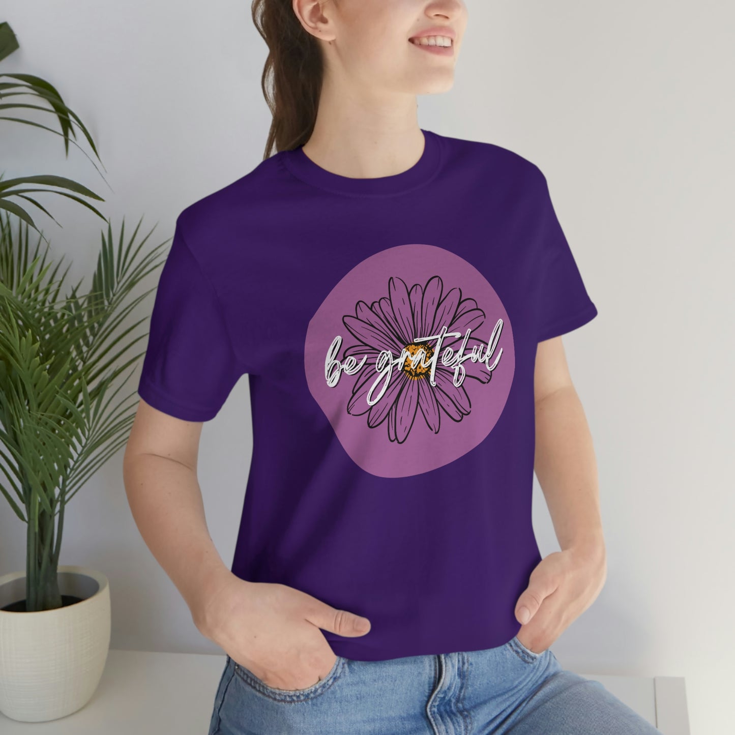 Be Grateful Purple Daisy Floral Positive Message Unisex Jersey Short Sleeve Tee Small-3XL