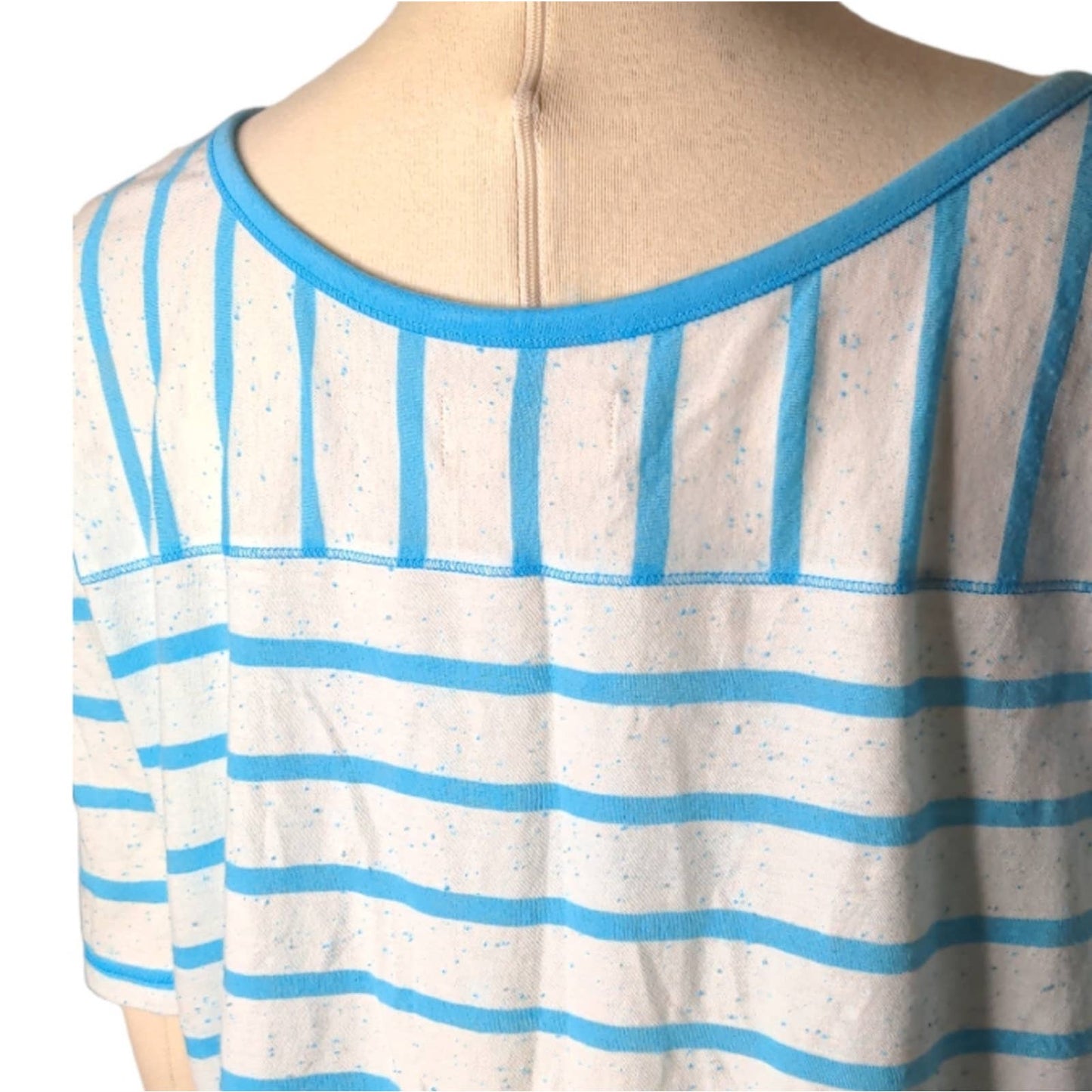 HOLLISTER White Teal Burnout Striped Tee Large NEW