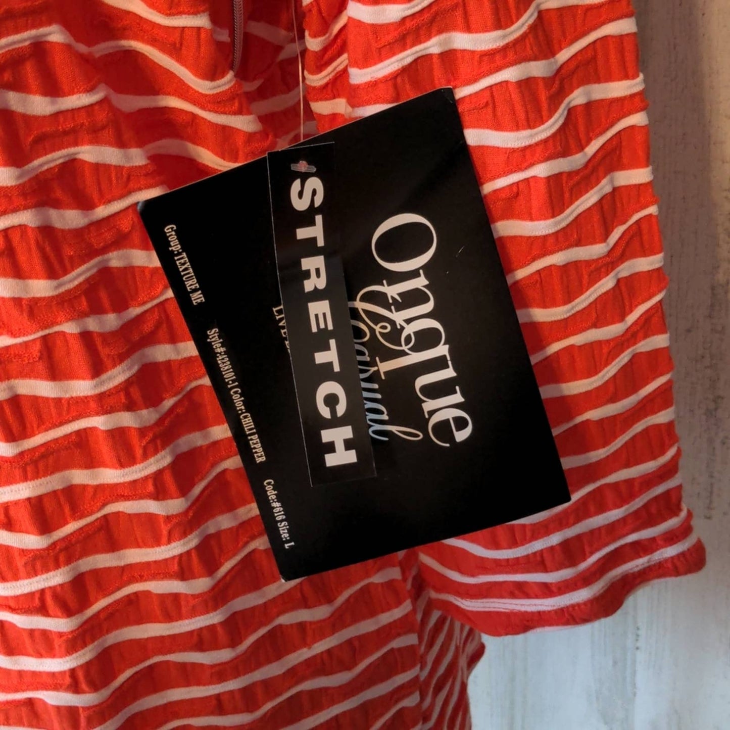 ONQUE CASUAL Orange Striped Textured Zipper Top Large NEW