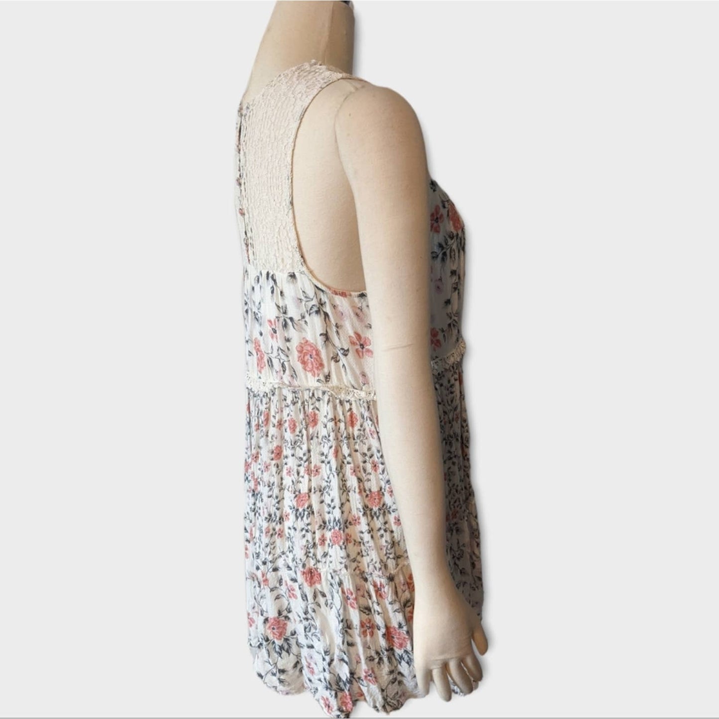 BLUE RAIN Cream Floral Tiered Dress with Lace Shoulder Medium