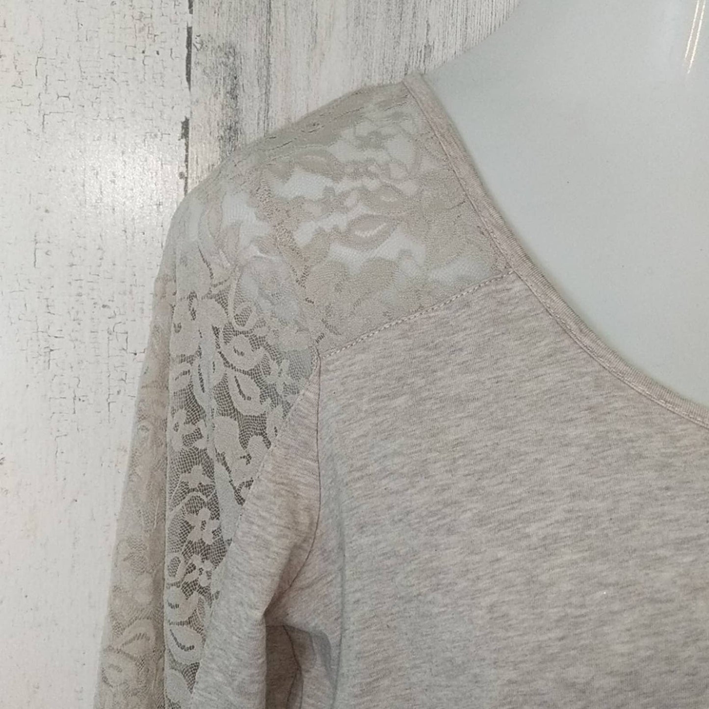 AMBIANCE Tan Heathered Top Lace Shoulders 2X NEW